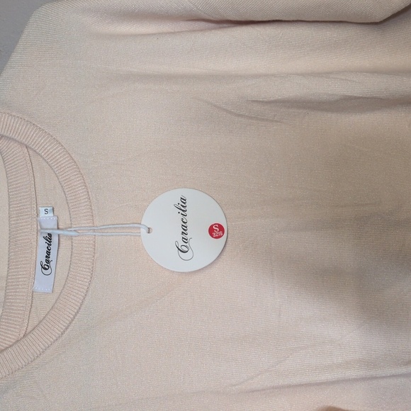 Two Piece Short Sleeve Sweater Matching Loungewear Set, Size Small, NWT - Picture 7 of 12